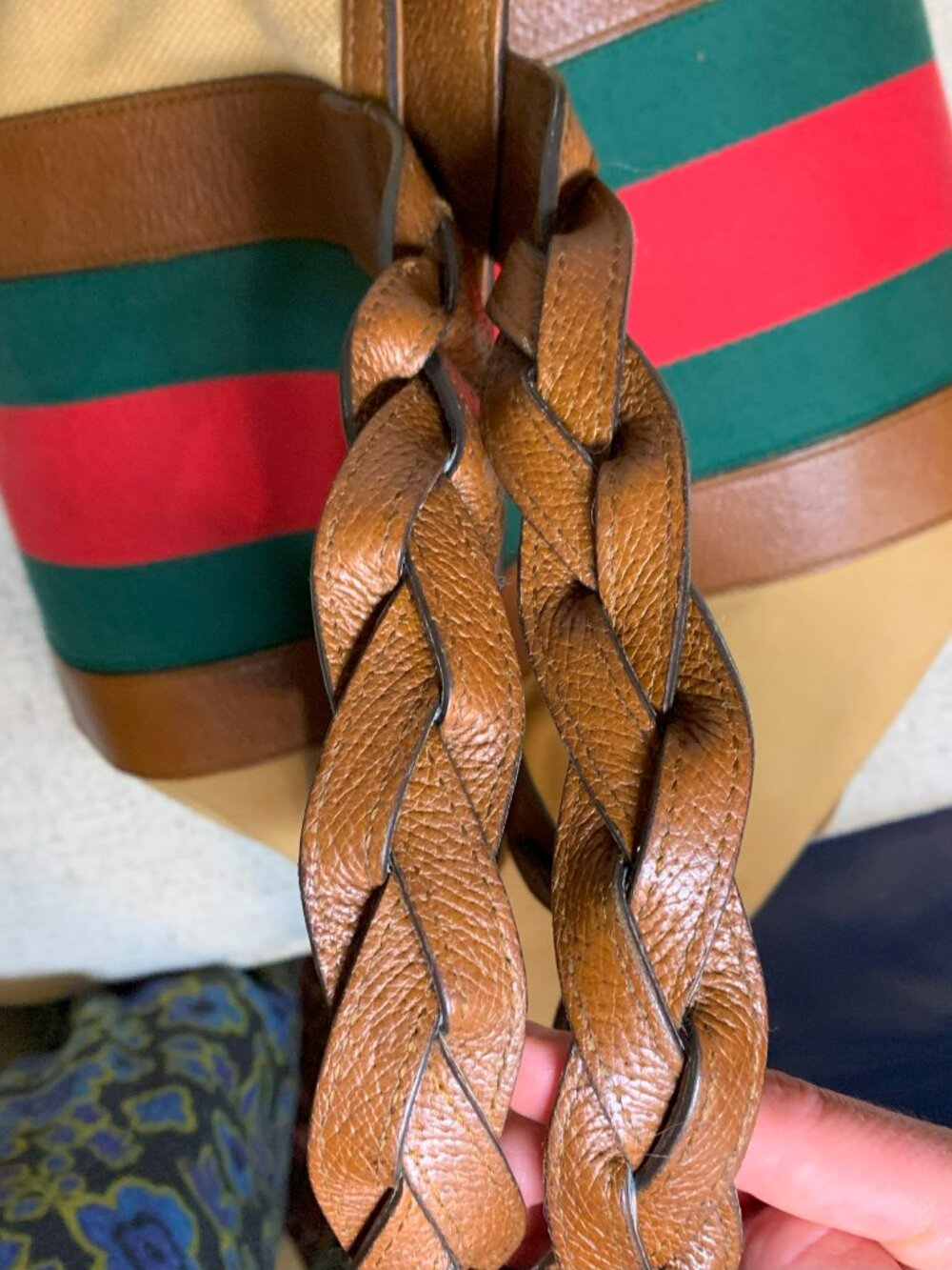 Gucci Crest Braided-Handle Large Canvas Tote - Picture 5 of 16